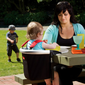 phil-teds-lobster-portable-high-chair-super-easy-for-picnics-Lifestyle-portable